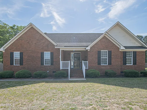 904 Old Village Road, Greenville, NC 27834