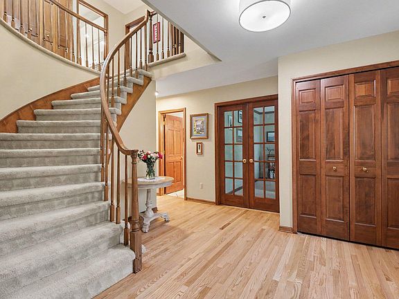 5th image of 17107 Maple Hill Dr