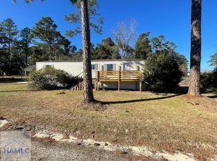 285 Willow Rd, Jesup, GA 31545