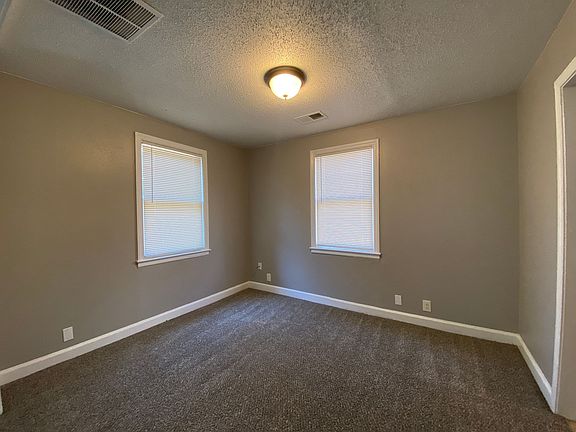 5th image of 3140 Sinclair St