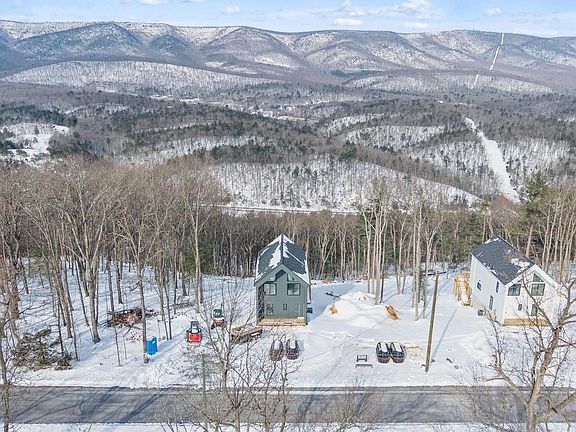 2nd image of 4039 Supinlick Ridge Rd