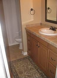4th image of 386 Central Dr