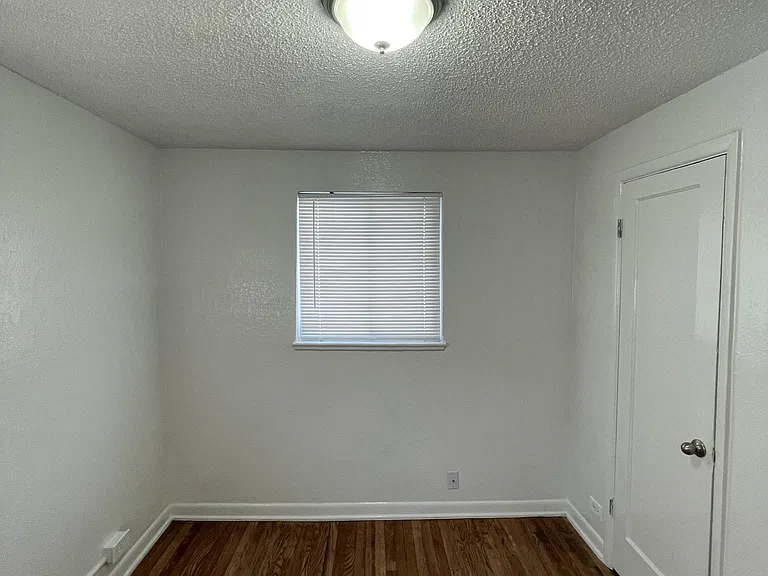 3171 S Lincoln St — Photo 13