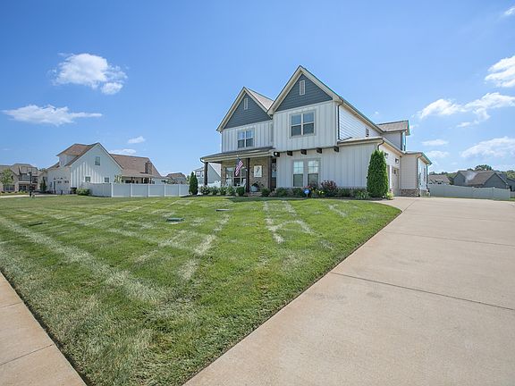 2nd image of 2080 Anglers Retreat Dr