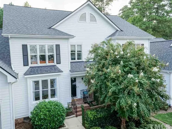 304 Vinca Cir, Cary, NC 27513