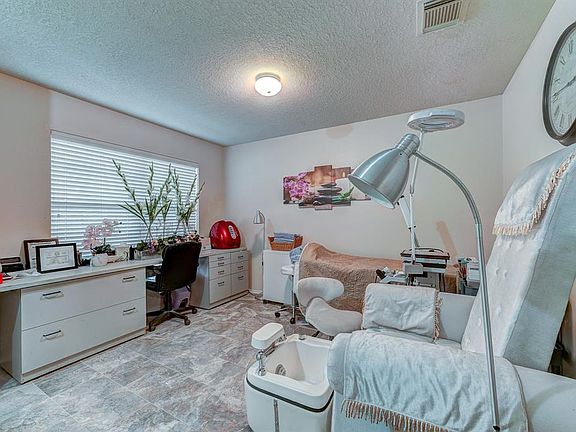 4th image of 10618 Sugar Place Ct