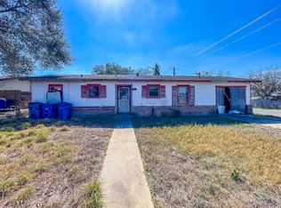 1000 Crockett, Beeville, TX 78102