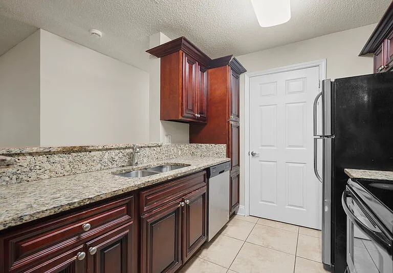 4208 Santa Fe Pkwy — Photo 7
