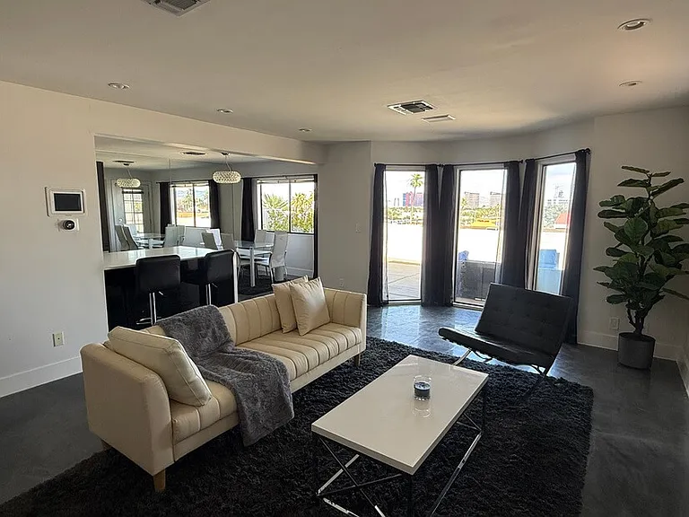 3988 Delos Dr — Photo 2