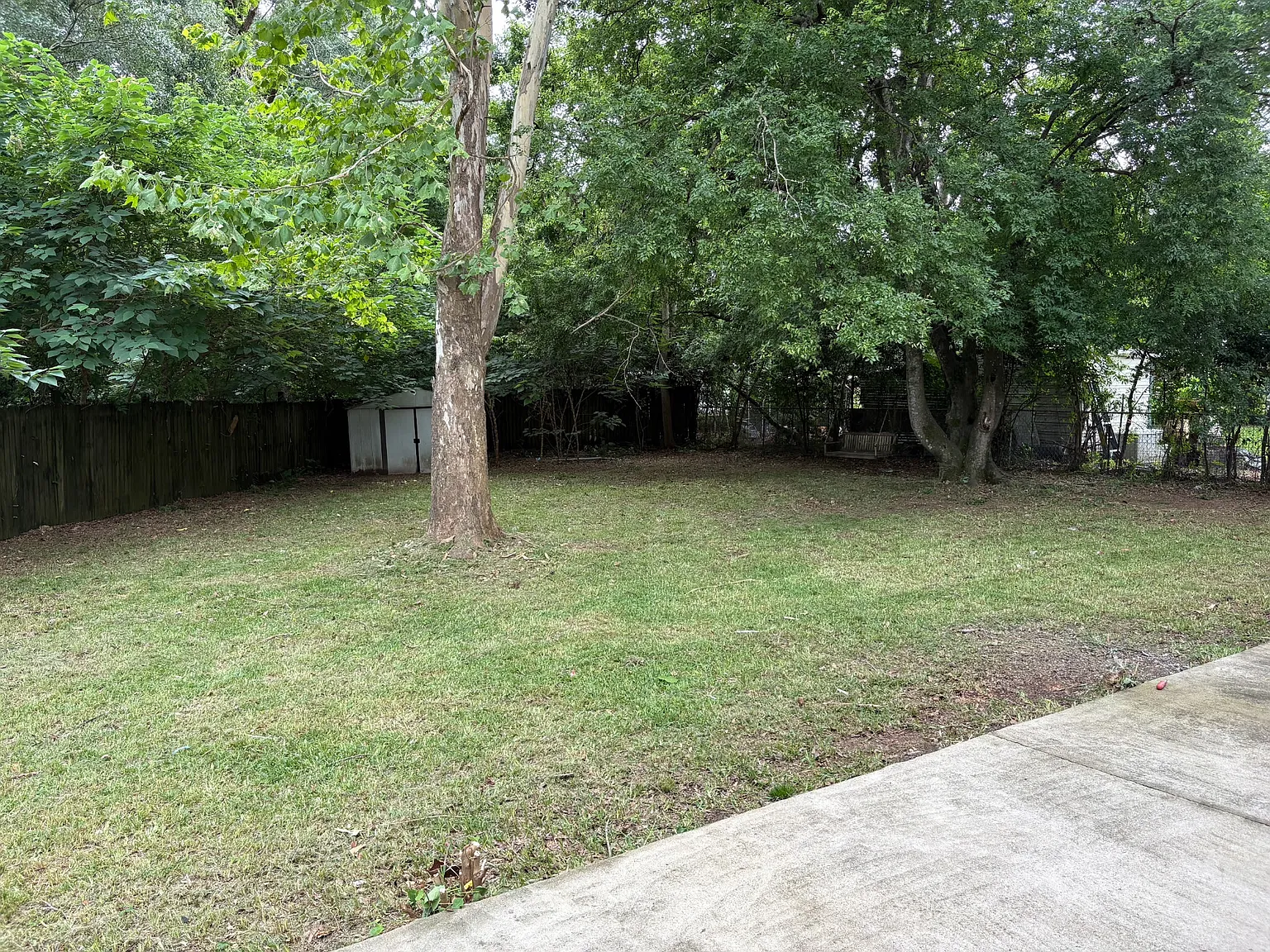 1124 Wright St — Photo 2