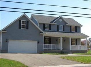 1074 Fairfield Ave, Columbiana, OH 44408