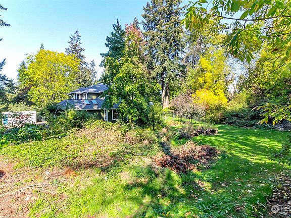 3rd image of 0 Creekside Drive SW