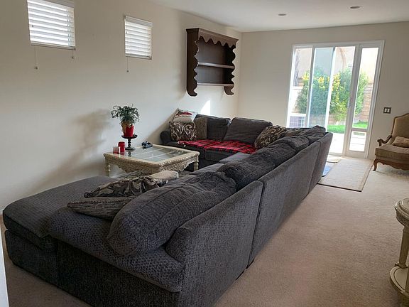 Family room -dining area