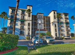 200 121st Ave APT 202, Treasure Island, FL 33706