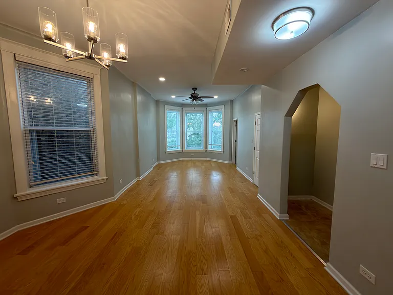 6547 S Drexel Ave #2 — Photo 3