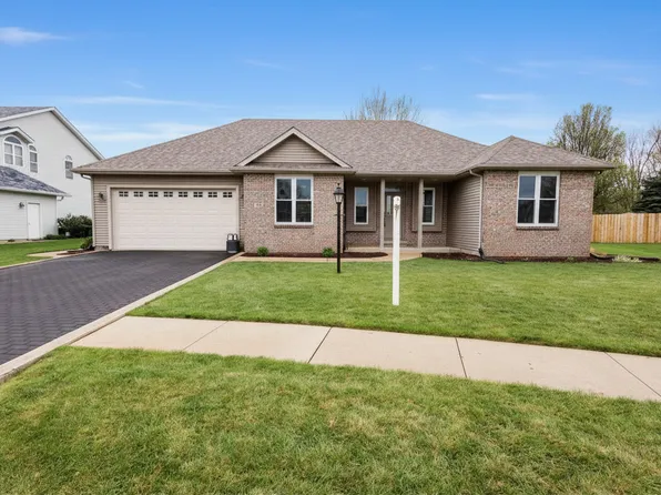 141 Old Farm Mid Ct, Bradley, IL 60915