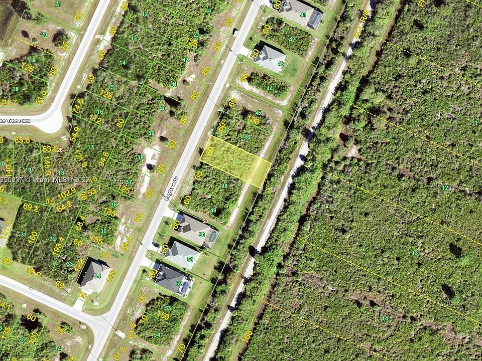 1st image of 360 Baytree Dr