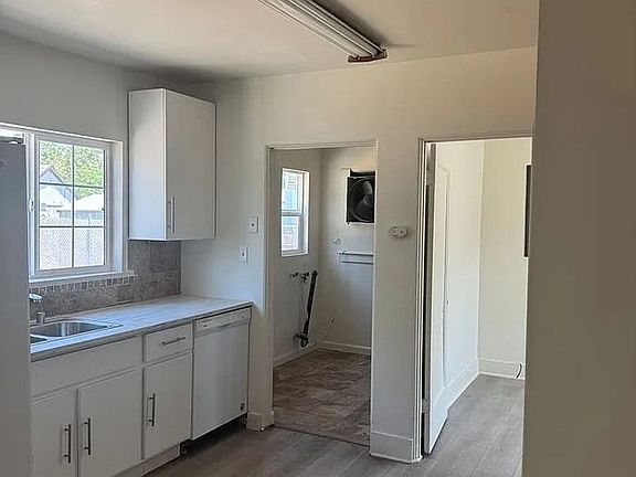 2nd image of 1731 Eldridge Ave