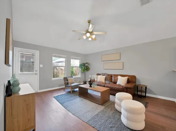 11824 Bobcat Dr, Fort Worth, TX 76244
