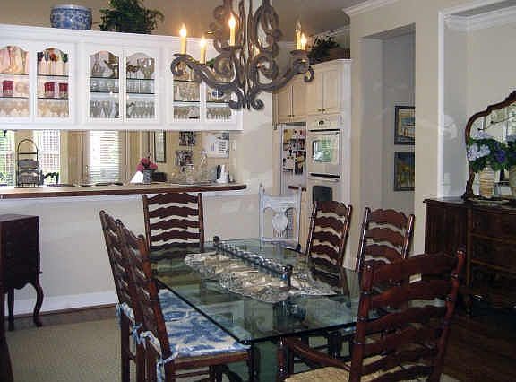 3rd image of 4057 Stonehollow Way
