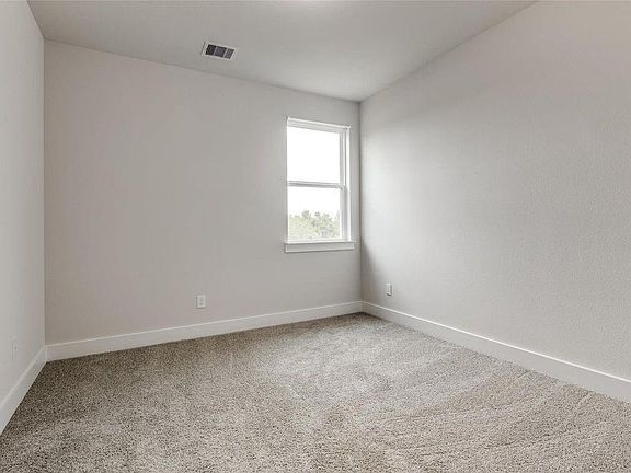5th image of 13130 Perennial Springs Dr