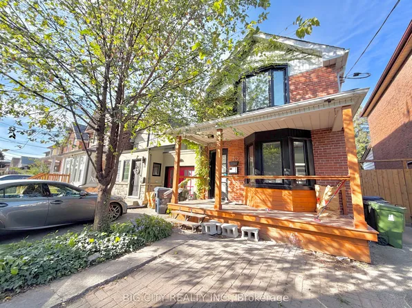 20 Gray Ave, Toronto, ON M6N 4S6