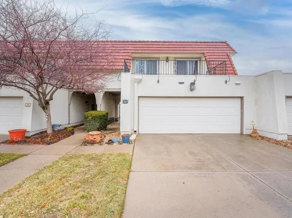 55 E Via Verde St, Wichita, KS 67230