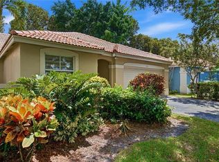 4112 Pine Ridge Ln, Fort Lauderdale, FL 33331