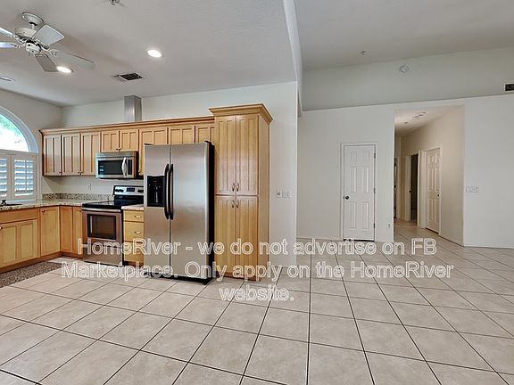 4th image of 9135 E Laurel Ln