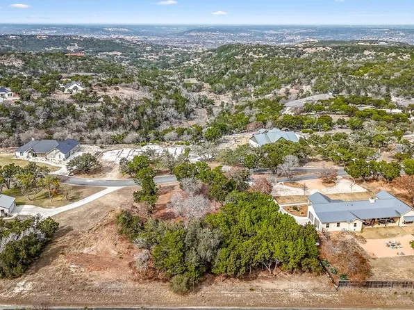 376 San Juan St S, Kerrville, TX 78028