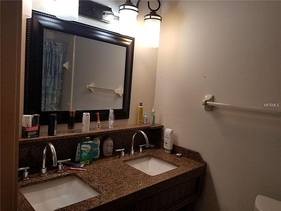 5th image of 1721 Foxhall Cir