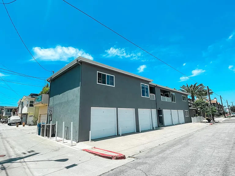 1632 Ocean Ave #C — Photo 12