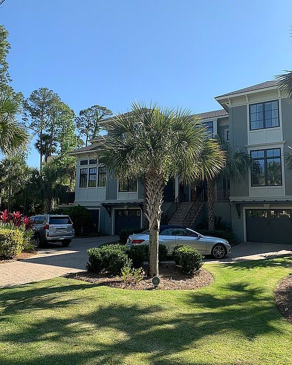 1st image of 18 Knightsbridge Ln