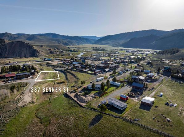 237 Benner St, Stanley, ID 83278