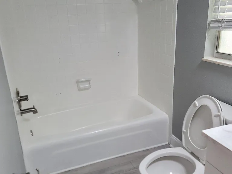 464 N Paula Dr #203 — Photo 1
