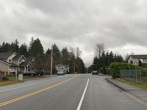 4th image of 5025 75th Ave NE