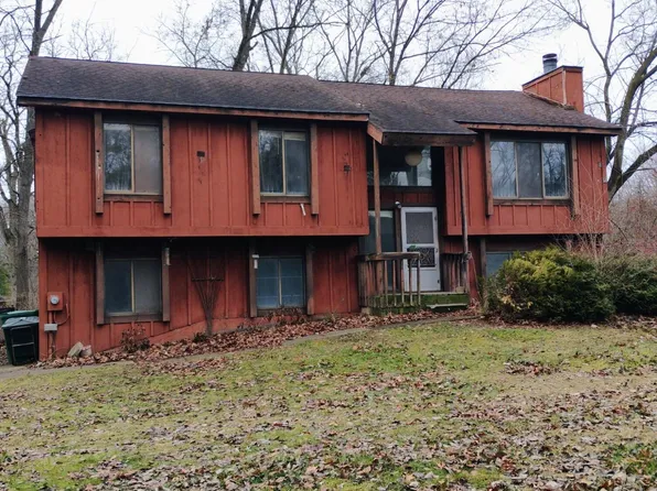 11940 Neil St, Pinckney, MI 48169