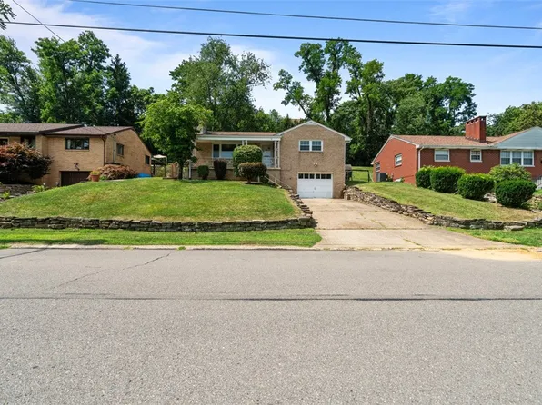 635 Alpine Dr, Canonsburg, PA 15317