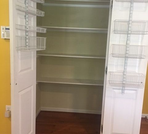 Kitchen pantry