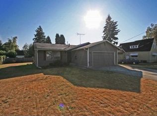 411 7th St SW, Puyallup, WA 98371
