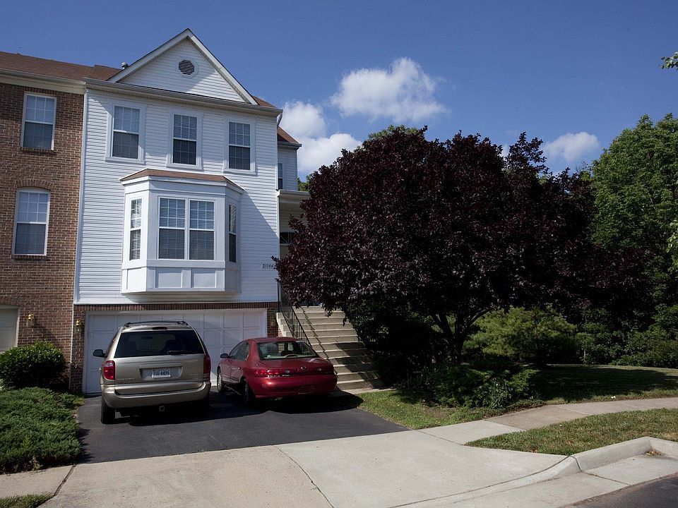 1st image of 21144 Millwood Sq