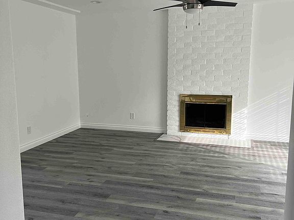 5th image of 5953 Bellflower Dr