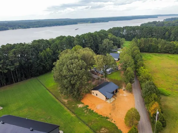 1539 Bull Durham Rd, Springville, TN 38256