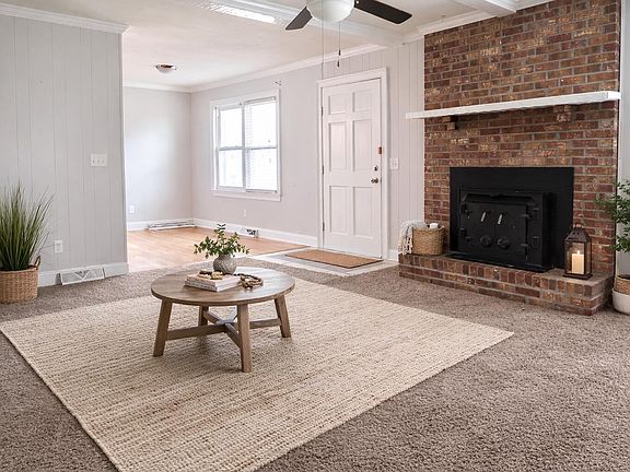 5th image of 119 Dunbury Dr