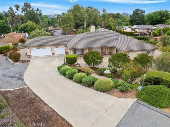 1103 McDonald Mdws, Fallbrook, CA 92028