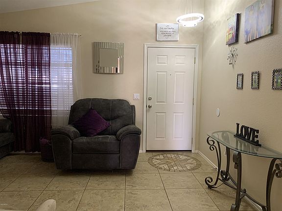 4th image of 916 W Sunland Ave