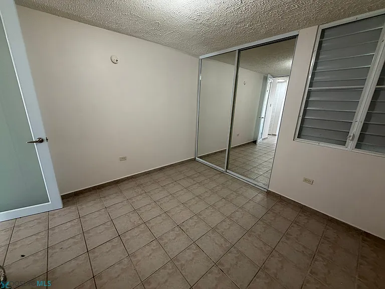 B 3 Veredas Del Rio — Photo 17