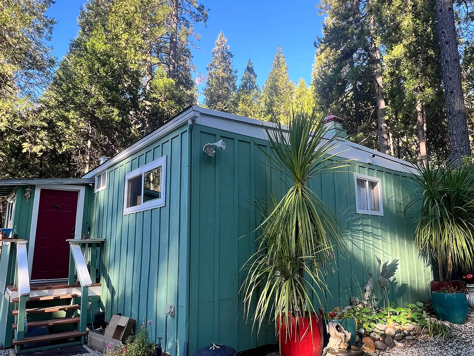 1 bed, 1000 sqft, $2,200 — Photo 1