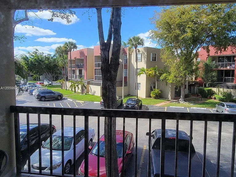10835 SW 112th Ave #218 — Photo 2