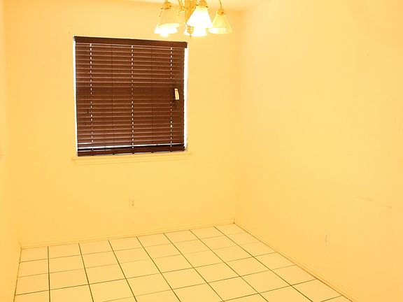 4th image of 3109 Cedar Hill St